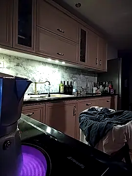 kevincumporn online show from March 2026 04:17:01 AM