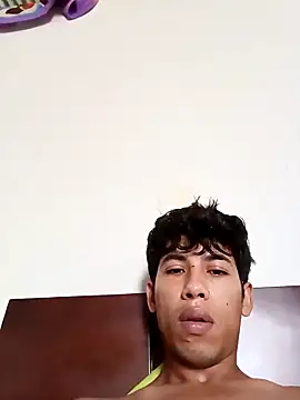 Snapshot of Andres123cv chatting on September 2025 02:51:01 PM Andres123cv online show from September 2025 02:51:01 PM