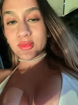 Snapshot of Mariapaula chatting on February 2025 08:34:01 PM Mariapaula online show from February 2025 08:34:01 PM