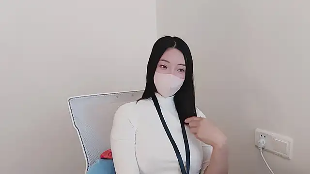 Lucky-kaka999 online show from June 2026 04:35:01 AM