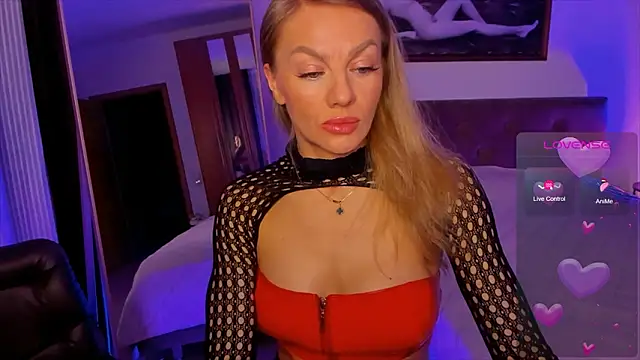 Oliva Candy online show from March 2026 06:42:01 PM