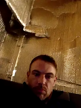 Snapshot of Eddyfrancis87 chatting on October 2025 09:25:02 PM Eddyfrancis87 online show from October 2025 09:25:02 PM