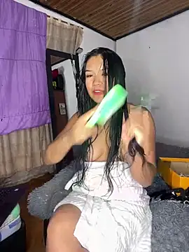 Snapshot of Charlotemonroe chatting on February 2025 05:36:02 AM Charlotemonroe online show from February 2025 05:36:02 AM