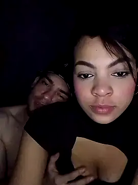 Snapshot of BlakeandRouse chatting on February 2026 08:06:01 PM BlakeandRouse online show from February 2026 08:06:01 PM