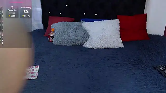 GabrielaFerrer02 online show from December 2025 02:22:02 PM