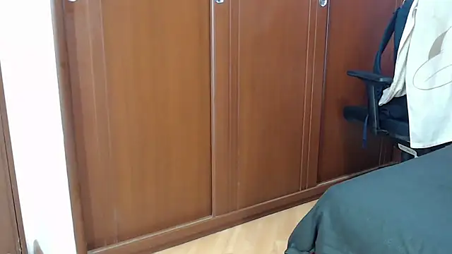 GabrielaFerrer02 online show from November 2025 01:48:02 PM