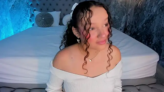 LucyLovelyy online show from March 2025 03:06:01 PM