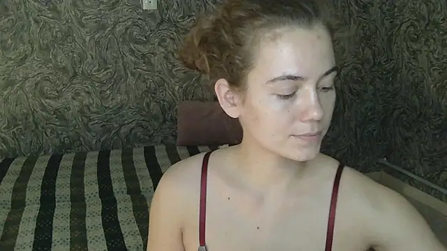 Snapshot of CurlyNed chatting on January 2025 03:40:01 PM CurlyNed online show from January 2025 03:40:01 PM