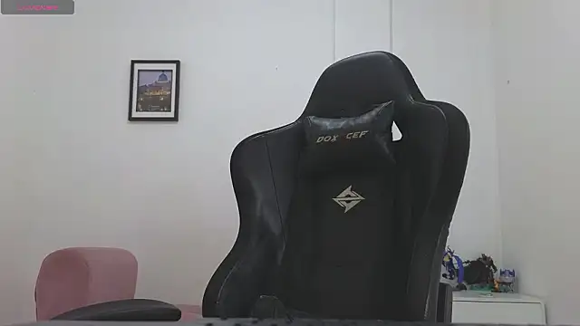 Massimoo 07 online show from January 2026 07:17:01 PM