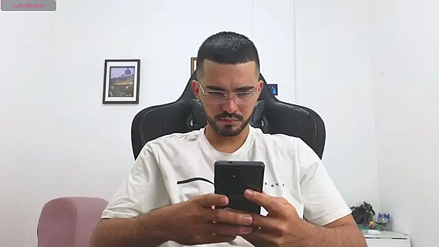 Massimoo 07 online show from January 2026 04:12:01 PM