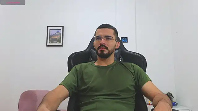 Massimoo 07 online show from January 2026 06:22:01 PM