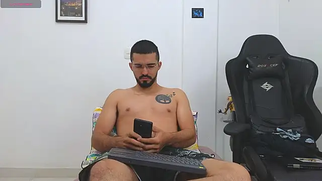 Massimoo 07 online show from February 2026 06:24:02 PM