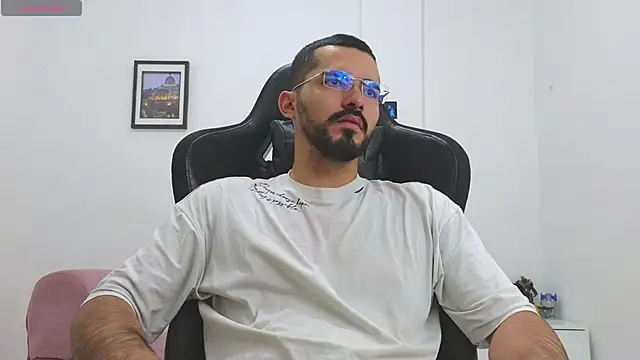 Massimoo 07 online show from January 2026 09:30:02 PM