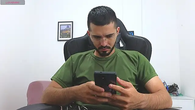 Massimoo 07 online show from December 2025 04:10:02 PM