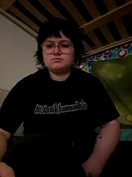  dwhorekin  online show from November 2025 08:53:01 PM