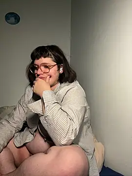 Snapshot of _dwhorekin_ chatting on September 2025 08:37:01 PM  dwhorekin  online show from September 2025 08:37:01 PM