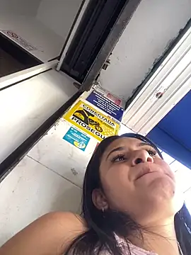 Snapshot of Lexi_Belle_ chatting on January 2025 06:56:01 PM Lexi Belle online show from January 2025 06:56:01 PM