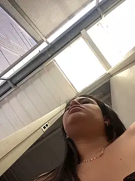 Snapshot of Lexi_Belle_ chatting on January 2025 07:20:01 PM Lexi Belle online show from January 2025 07:20:01 PM