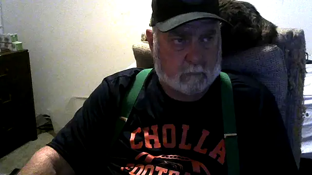 viejo oso online show from December 2025 04:46:02 AM