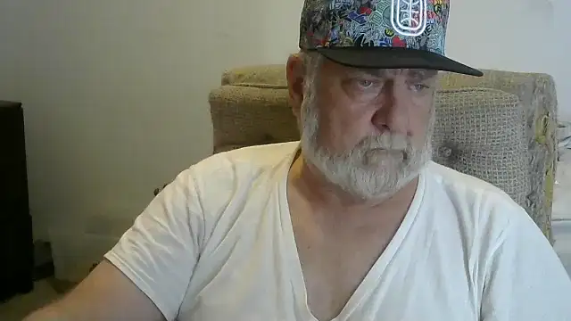 viejo oso online show from January 2026 11:11:02 PM