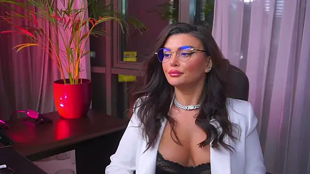 Snapshot of myakalifa chatting on February 2025 01:19:02 AM myakalifa online show from February 2025 01:19:02 AM