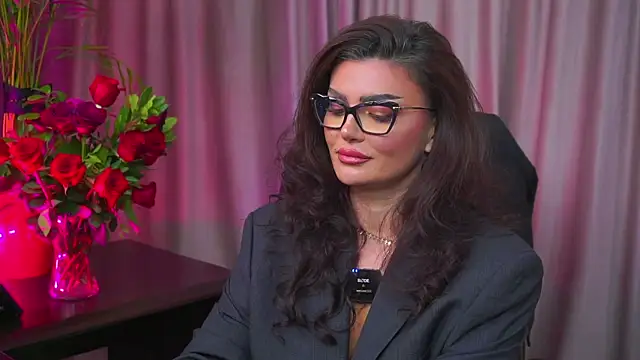 Snapshot of myakalifa chatting on September 2025 09:35:01 PM myakalifa online show from September 2025 09:35:01 PM