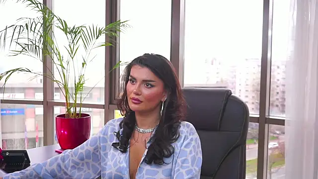 Snapshot of myakalifa chatting on March 2025 09:01:02 AM myakalifa online show from March 2025 09:01:02 AM