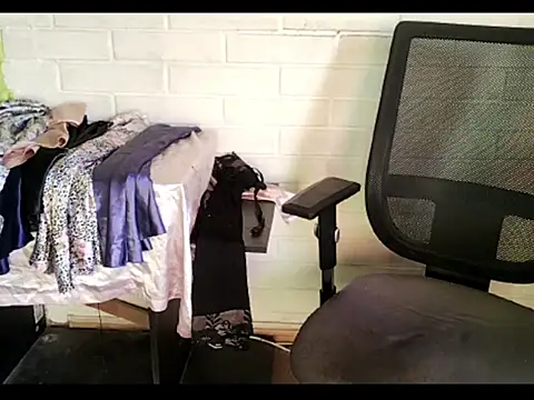 naughtyuki00 online show from January 2026 10:38:02 PM