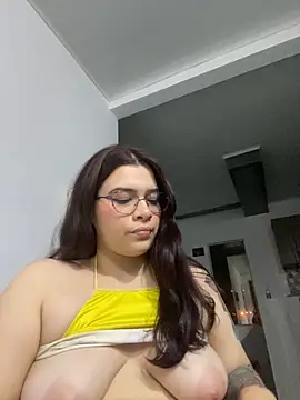 Snapshot of Sophia_cyrus11 chatting on March 2025 12:38:01 AM Sophia cyrus11 online show from March 2025 12:38:01 AM