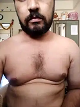 hot punekar online show from February 2026 06:02:01 AM