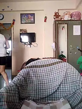 hot punekar online show from February 2026 05:19:01 AM