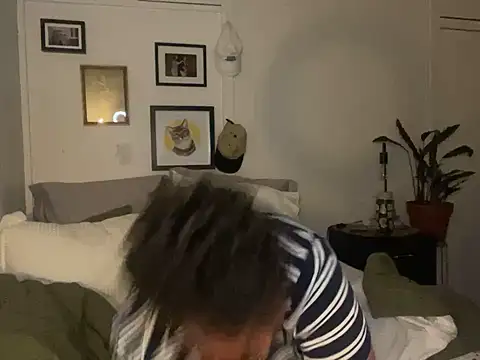 Snapshot of OG_Bussy chatting on December 2024 12:31:01 PM OG Bussy online show from December 2024 12:31:01 PM