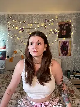 Sabrina shells online show from December 2025 10:06:01 AM