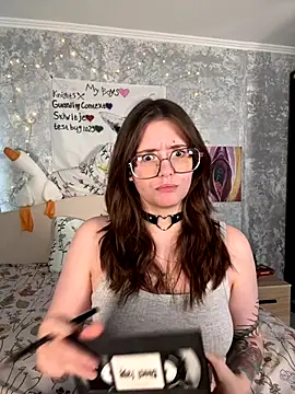 Sabrina shells online show from October 2025 10:50:02 AM