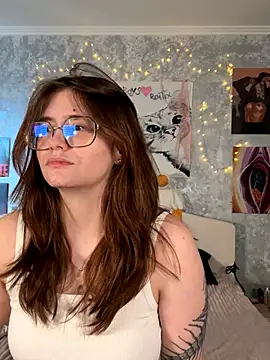 Sabrina shells online show from October 2025 10:38:01 AM