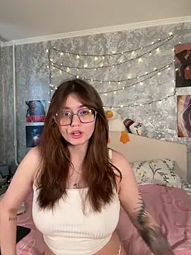 Sabrina shells online show from November 2025 10:52:02 AM