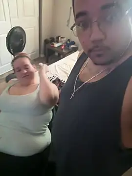 Snapshot of cloudy_couple444 chatting on September 2025 05:42:01 PM cloudy couple444 online show from September 2025 05:42:01 PM