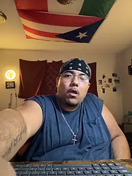 Snapshot of cloudy_couple444 chatting on September 2025 04:58:02 AM cloudy couple444 online show from September 2025 04:58:02 AM