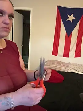 Snapshot of cloudy_couple444 chatting on February 2025 02:48:02 PM cloudy couple444 online show from February 2025 02:48:02 PM