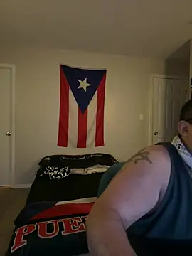 Snapshot of cloudy_couple444 chatting on February 2025 08:43:01 AM cloudy couple444 online show from February 2025 08:43:01 AM