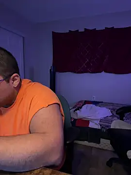 Snapshot of cloudy_couple444 chatting on January 2025 11:56:02 AM cloudy couple444 online show from January 2025 11:56:02 AM