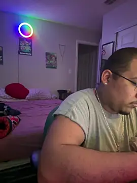 Snapshot of cloudy_couple444 chatting on March 2025 07:35:01 AM cloudy couple444 online show from March 2025 07:35:01 AM