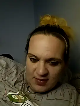 Snapshot of cloudy_couple444 chatting on December 2024 02:16:02 PM cloudy couple444 online show from December 2024 02:16:02 PM