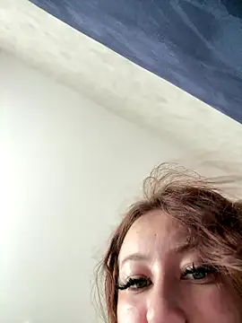 AndreaMood online show from November 2025 01:32:02 AM