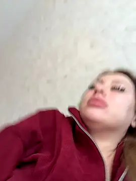 AndreaMood online show from November 2025 01:42:02 AM