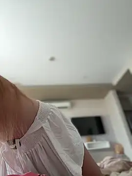 AndreaMood online show from December 2025 02:40:02 AM