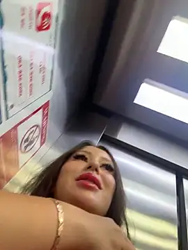 AndreaMood online show from February 2026 02:21:01 AM