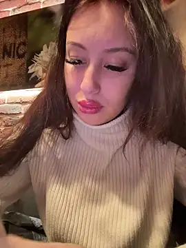 Snapshot of AndreaMood chatting on March 2025 06:26:02 AM AndreaMood online show from March 2025 06:26:02 AM