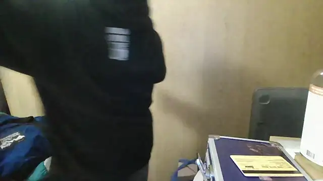 Dnasty408 online show from November 2025 02:04:01 AM