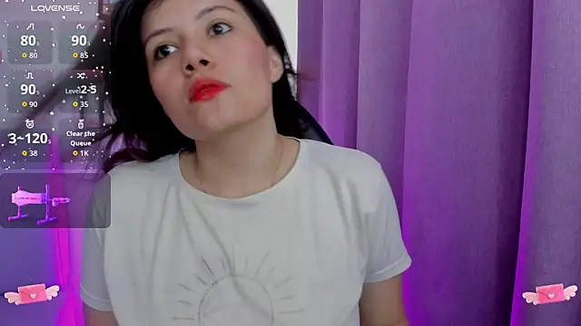 Snapshot of Carolina_Burninng chatting on September 2025 08:48:02 PM Carolina Burninng online show from September 2025 08:48:02 PM